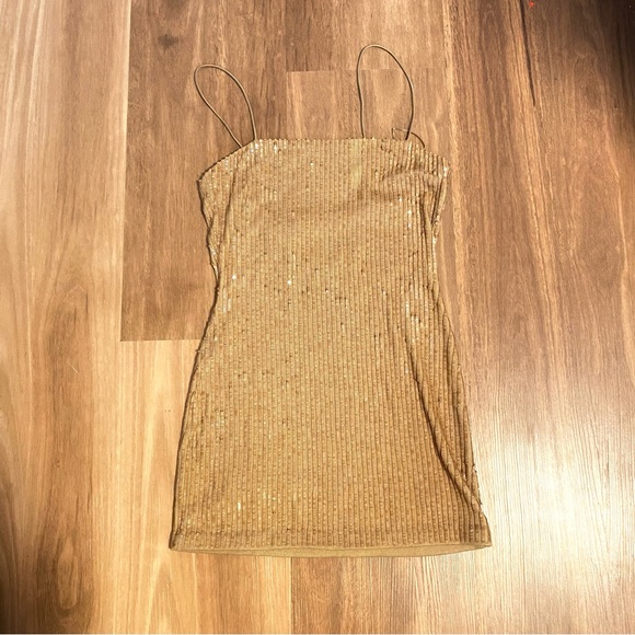 RETROFETE Champagne Mini Dress - Picture 9 of 13